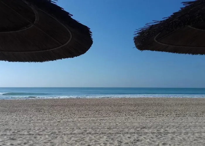 Torre D\'Arenas, Playa Victoria, Piscina Y Parking