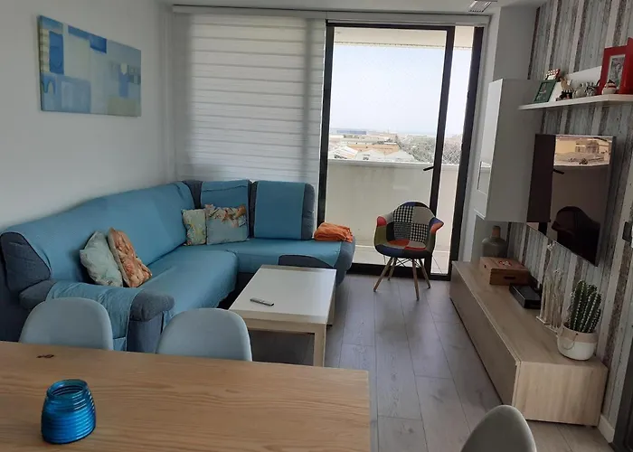 Torre D\'Arenas, Playa Victoria, Piscina Y Parking