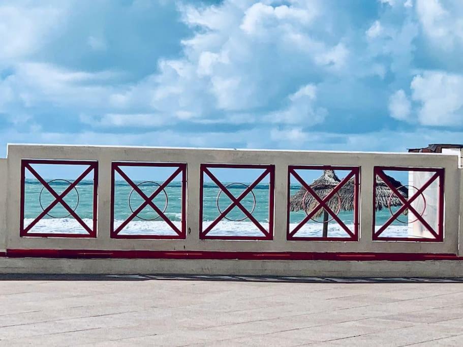 Torre D'arenas, Playa Victoria, Piscina Y Parking